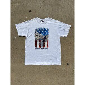 Mount Rushmore Vintage White Graphic tee Shirt
